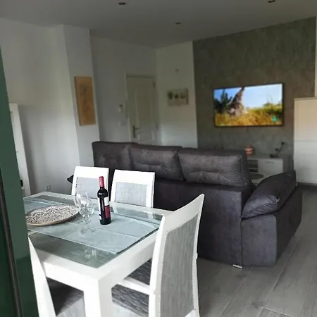 Apartamento Urbanización Almadraba Playa *